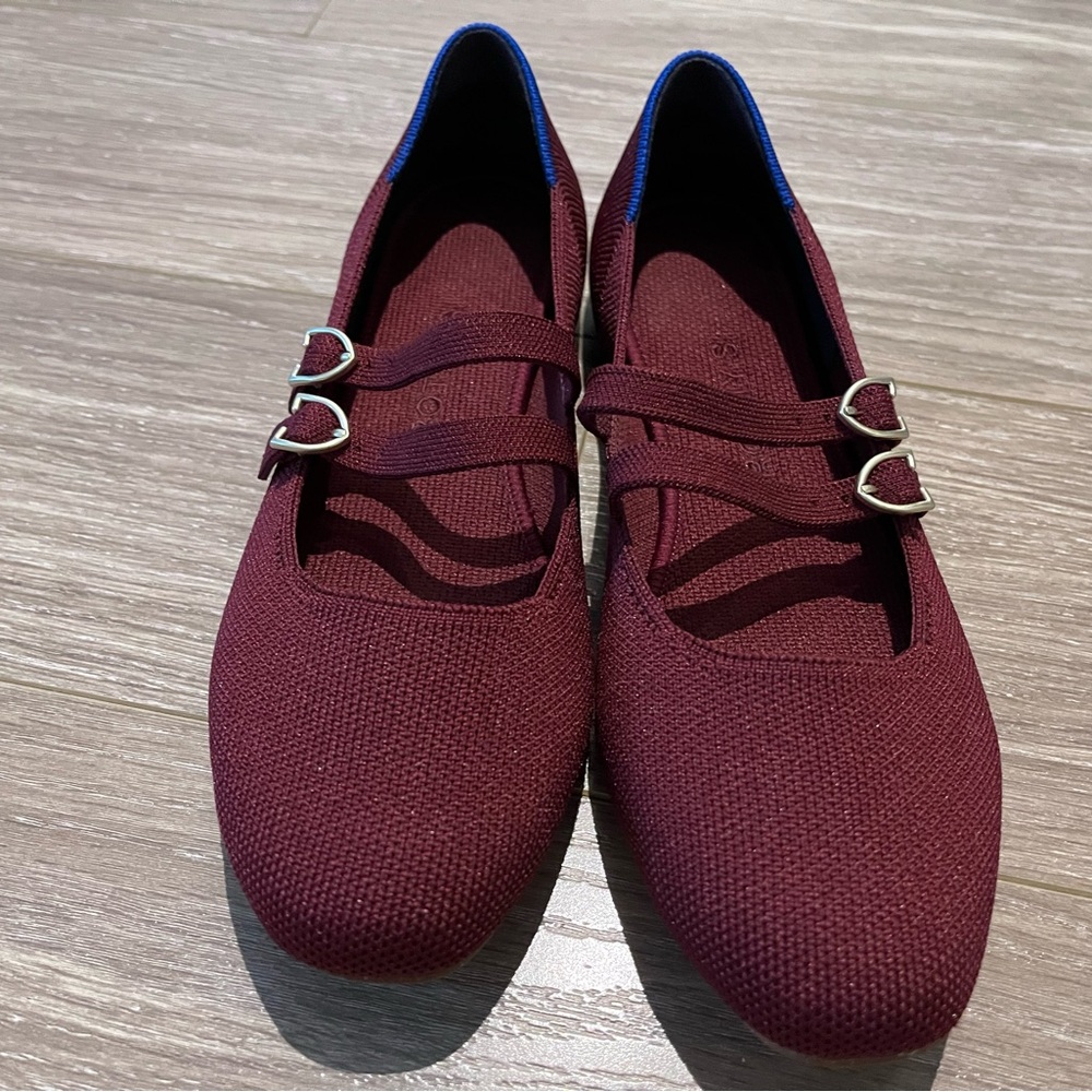Stylish Burgundy Women's Shoes - Picture 5 of 5
